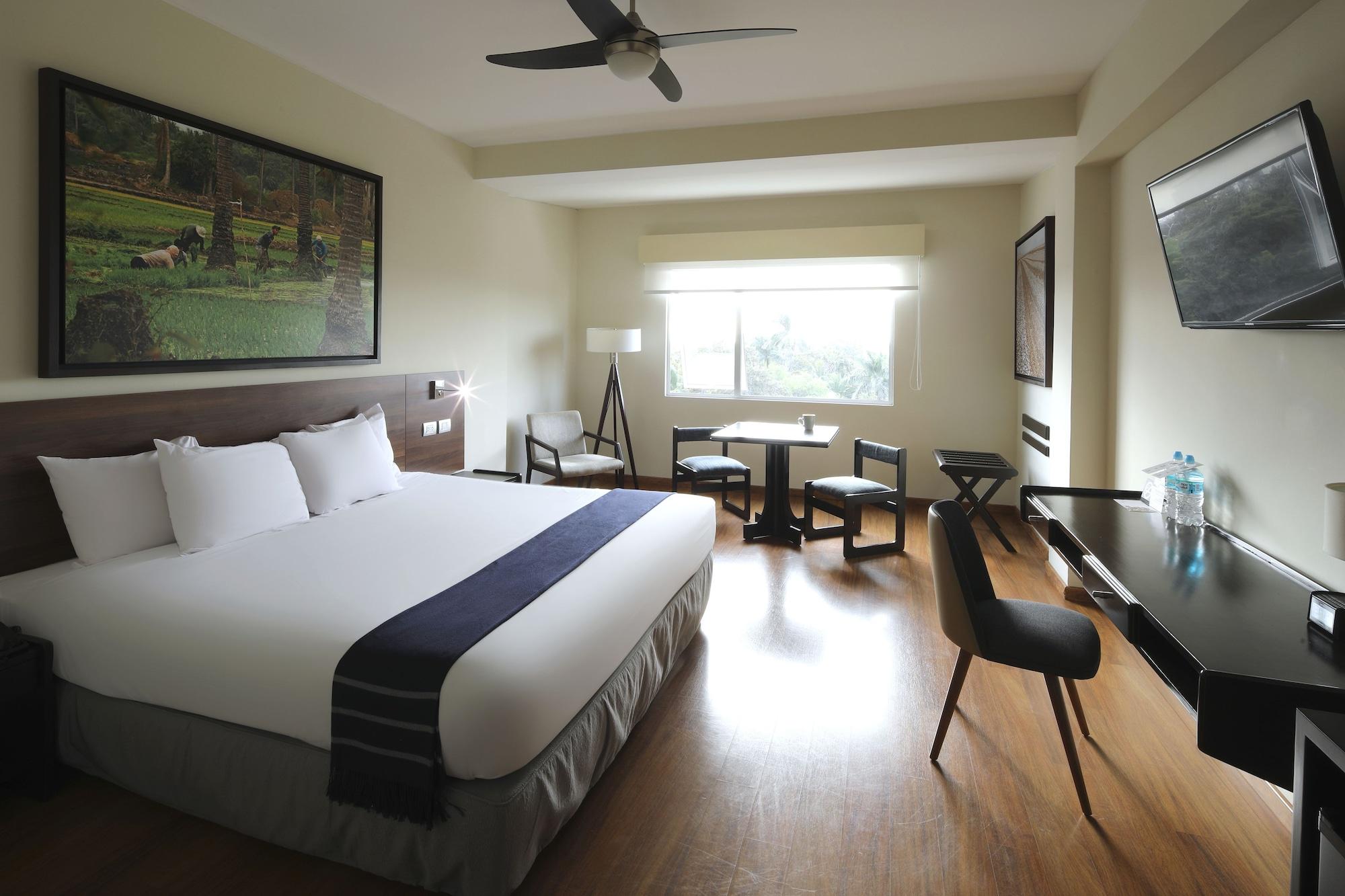 Casa Andina Select Chiclayo Hotel Exterior photo