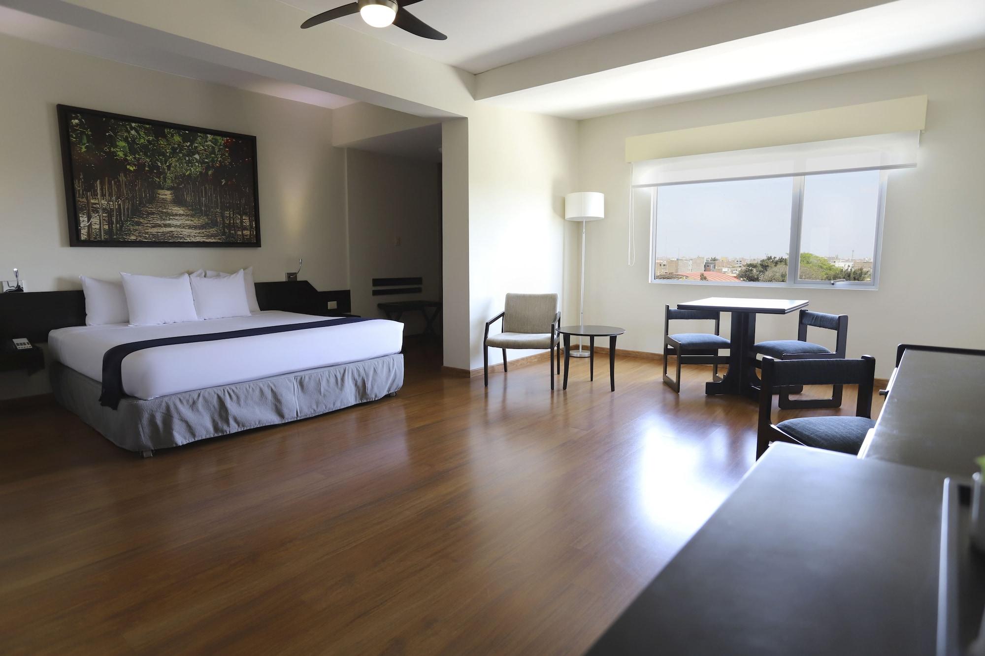 Casa Andina Select Chiclayo Hotel Exterior photo