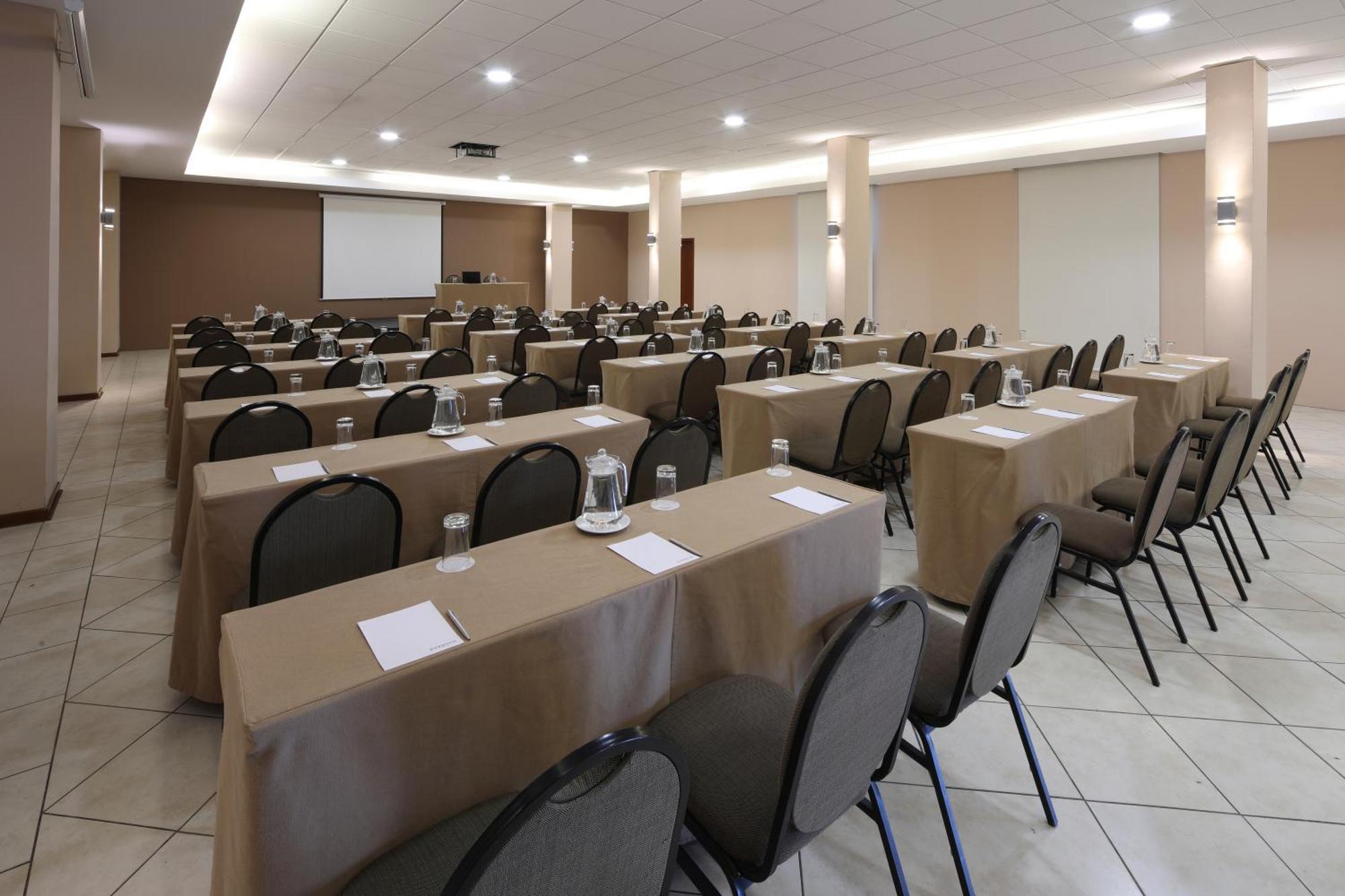 Casa Andina Select Chiclayo Hotel Exterior photo