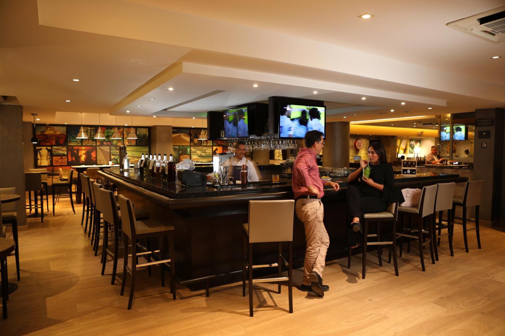 Casa Andina Select Chiclayo Hotel Exterior photo